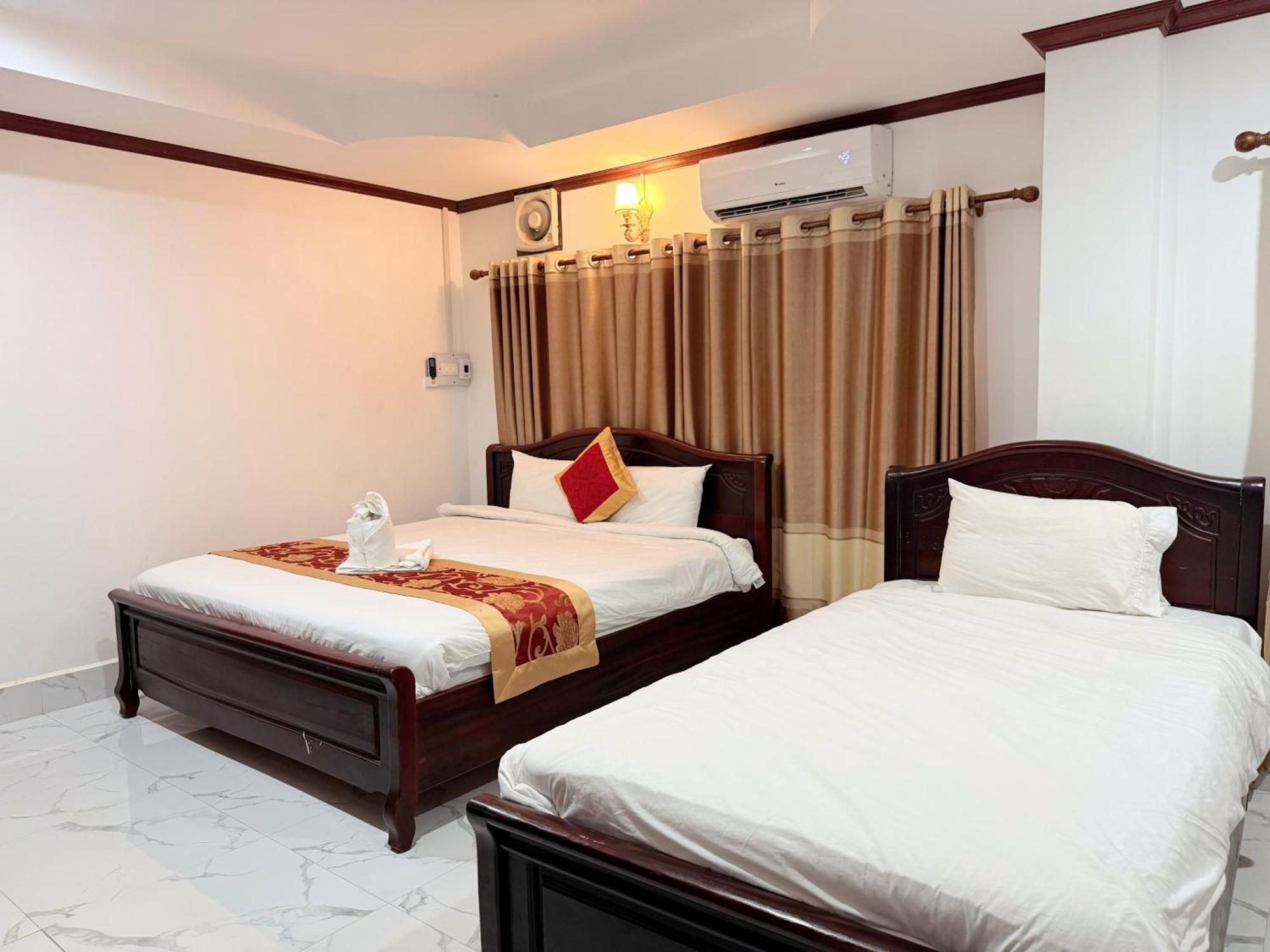 Vangvieng Sisavang Mountain View Hotel Ванг-Виенг Экстерьер фото
