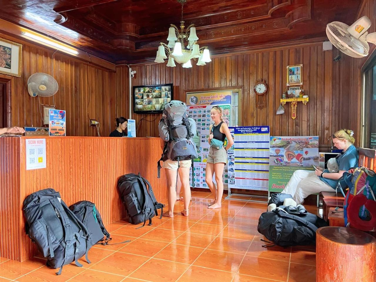 Vangvieng Sisavang Mountain View Hotel Ванг-Виенг Экстерьер фото
