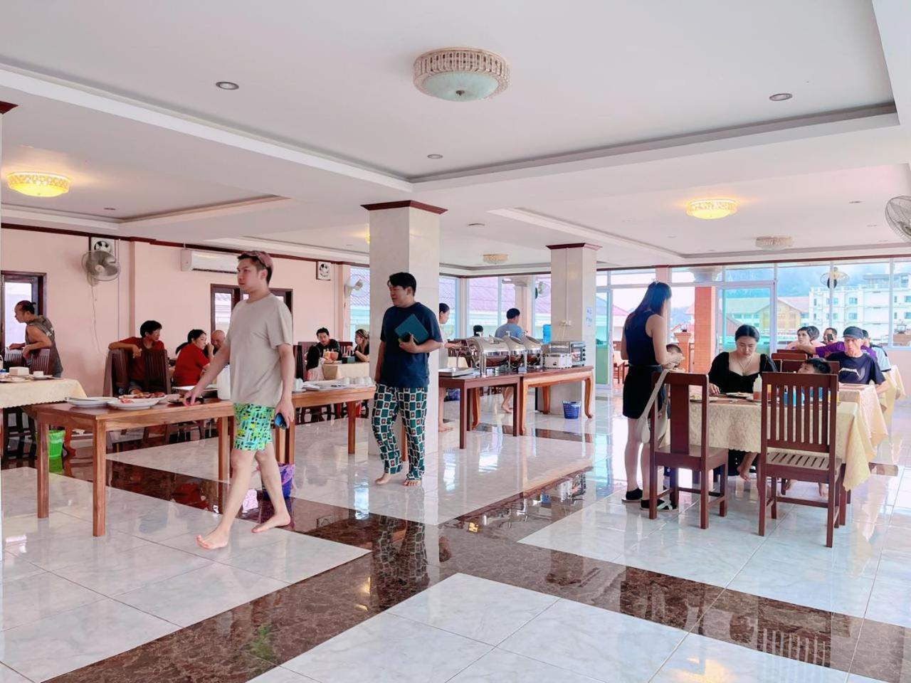Vangvieng Sisavang Mountain View Hotel Ванг-Виенг Экстерьер фото