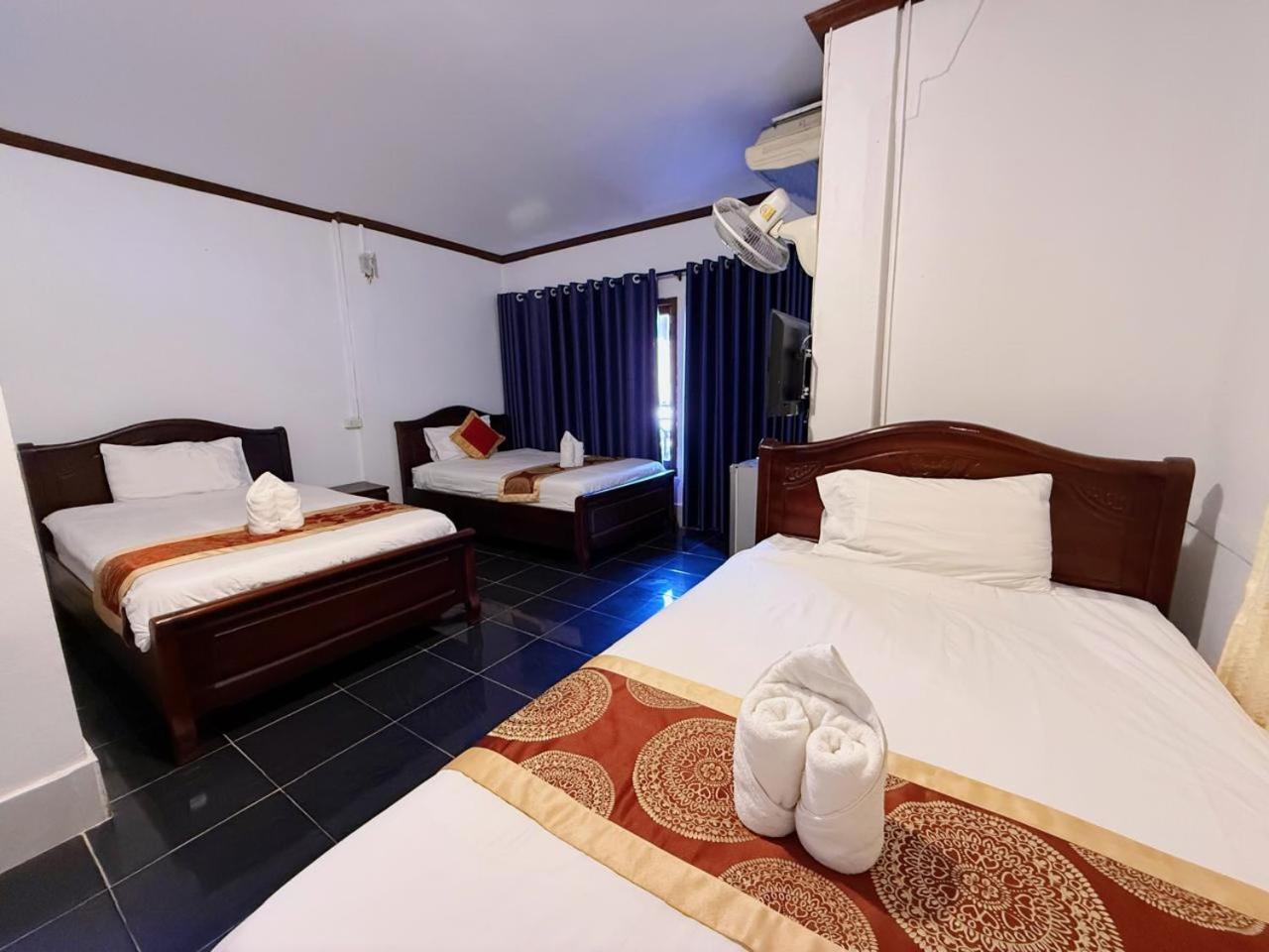 Vangvieng Sisavang Mountain View Hotel Ванг-Виенг Экстерьер фото