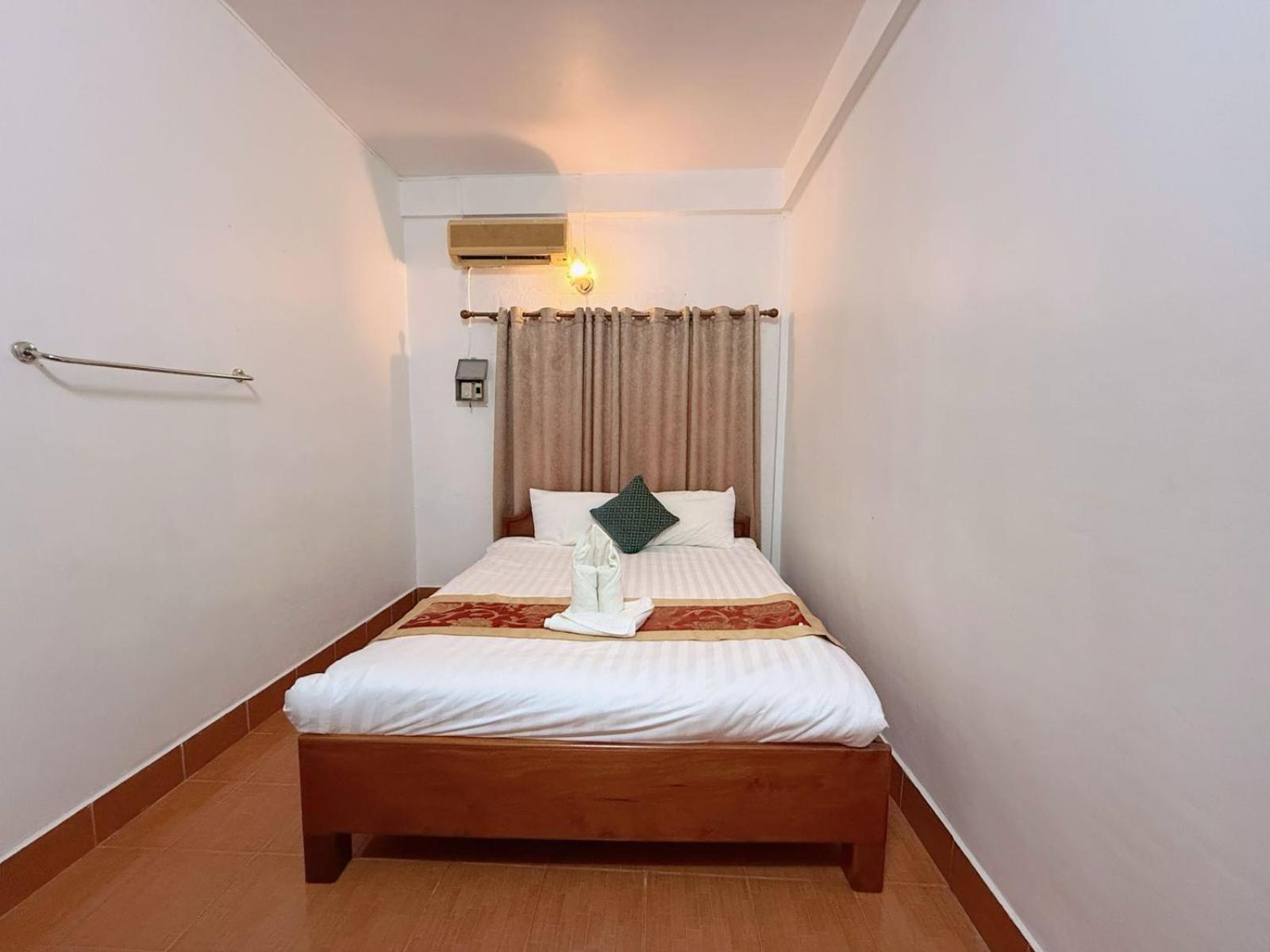 Vangvieng Sisavang Mountain View Hotel Ванг-Виенг Экстерьер фото