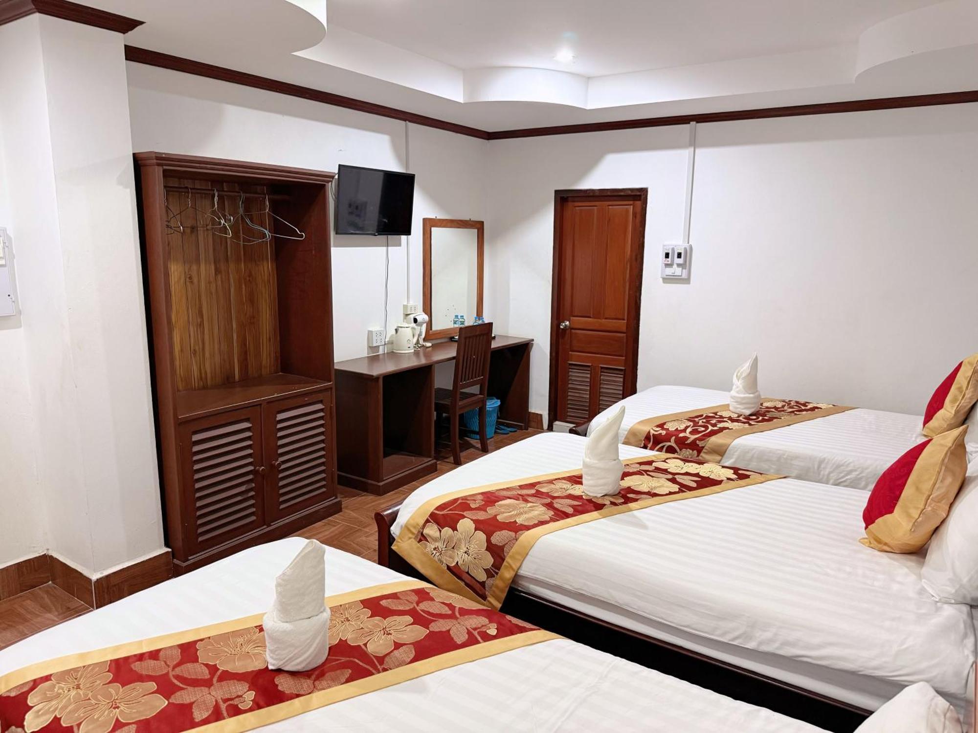 Vangvieng Sisavang Mountain View Hotel Ванг-Виенг Экстерьер фото