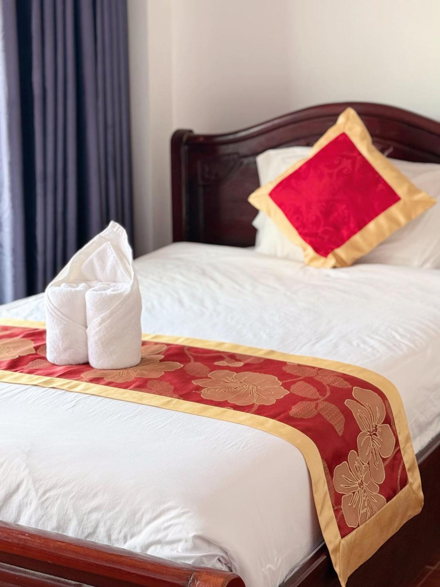 Vangvieng Sisavang Mountain View Hotel Ванг-Виенг Экстерьер фото