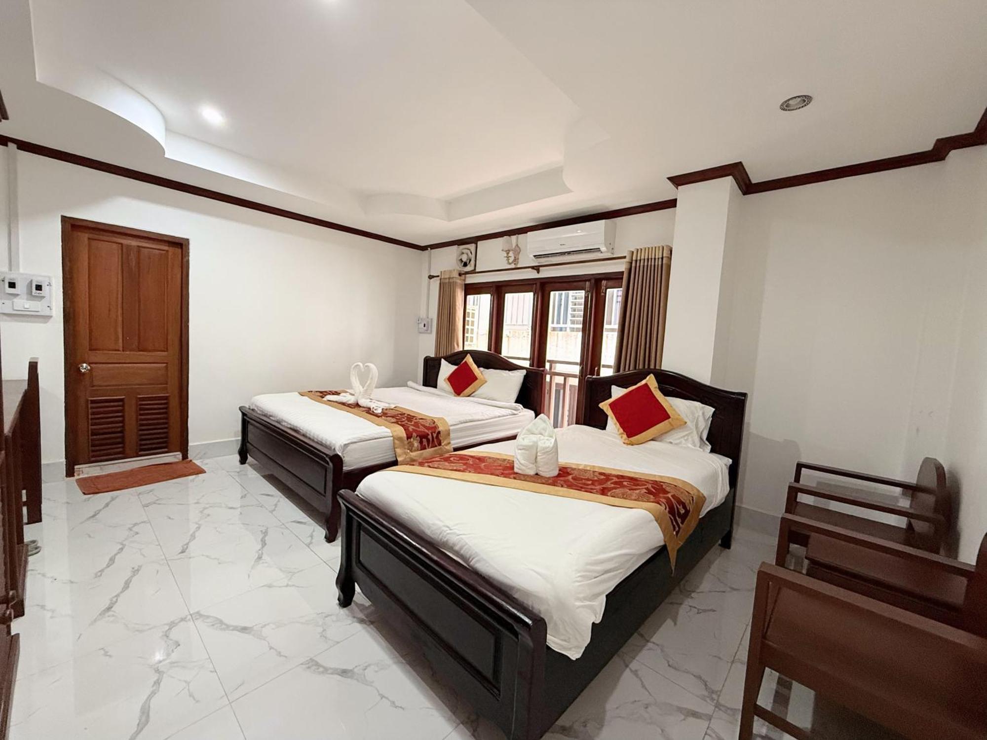 Vangvieng Sisavang Mountain View Hotel Ванг-Виенг Экстерьер фото